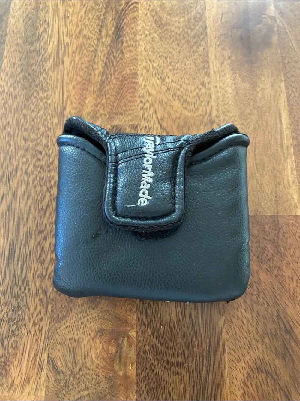 Taylor made putter cover Embroidered Black Leather Pouch -